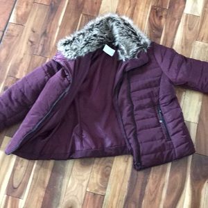 Plum winter jacket with faux fur collar
